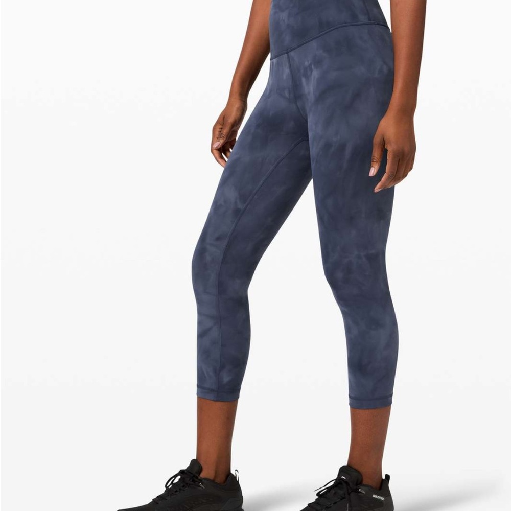 lululemon Invigorate Crop 23” Leggings